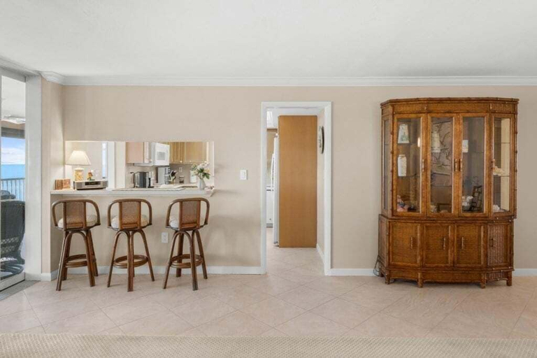 Private kitchen 3, Kings Crown 318 3 Bedroom Condo, Lee