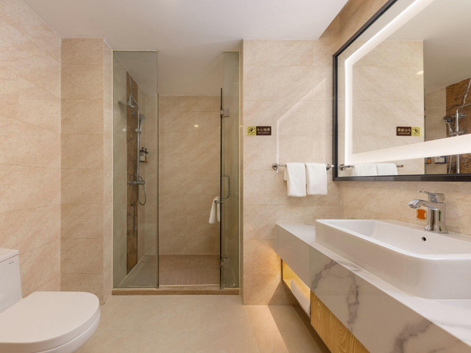 Bathroom 4, Vienna Hotel Shenzhen Pingshan Highway Station, Shenzhen