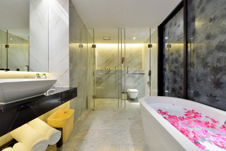 Bathroom 4, Palace Resort Yalong Bay Sanya, Sanya