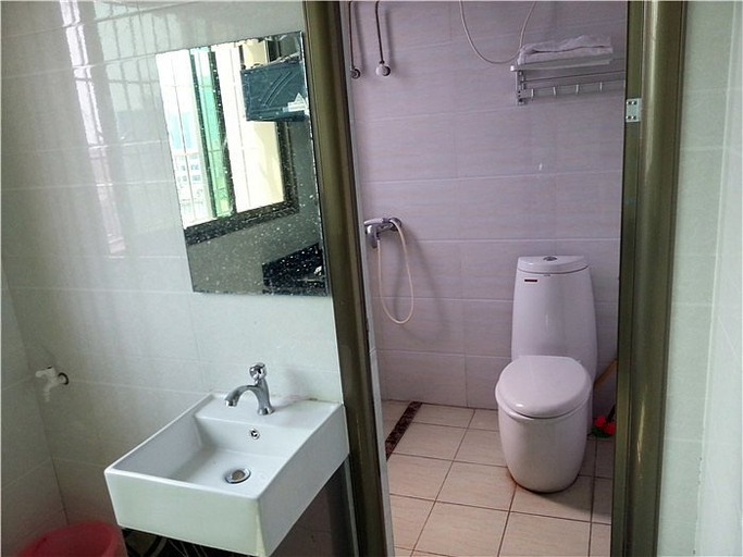 Bathroom 3, Yiju (Guangzhou North Railway Station), Guangzhou