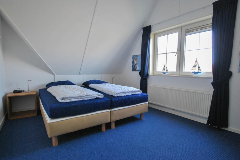 Bedroom 3, Beach Resort Makkum, Wûnseradiel