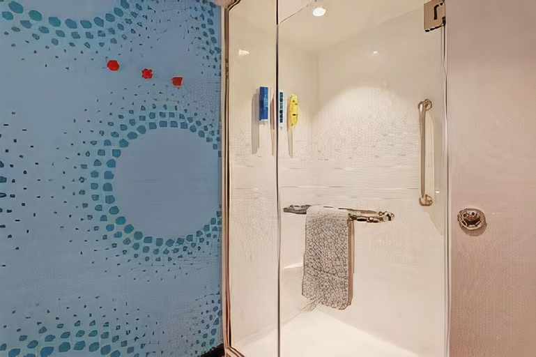 Bathroom 4, TRU BY Hilton Edmonton Windermere, Division No. 11