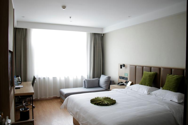 Bedroom 2, GreenTree Inn Hotel (Caoxian railway station), Heze