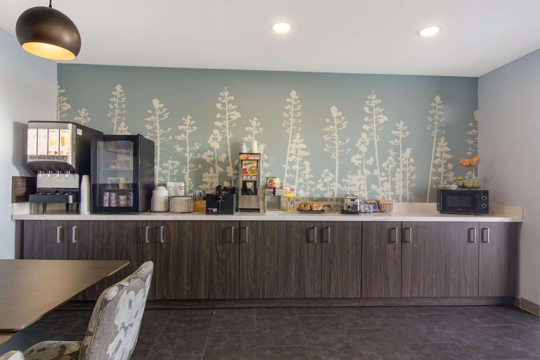 Lobby 4, MainStay Suites Clarion, Clarion