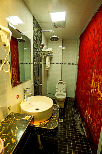 Bathroom, Haimei Theme Hotel, Zhaotong
