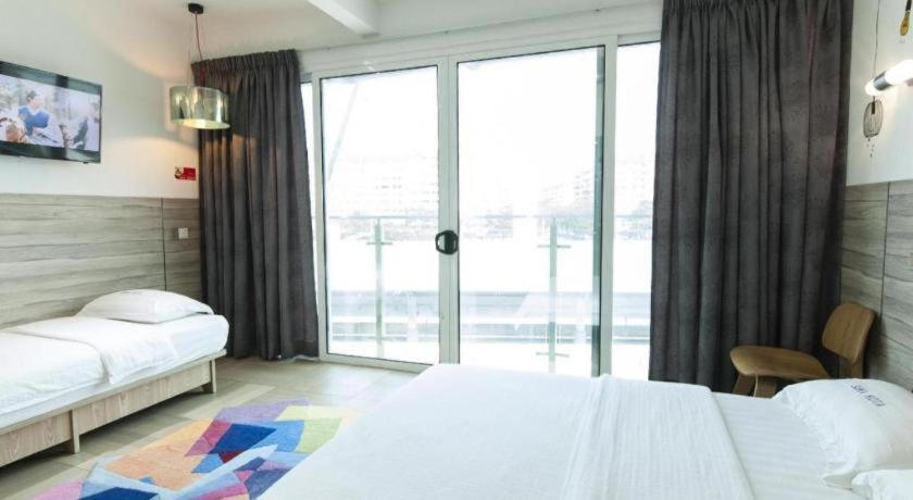 Bedroom 3, Suka Kota Hotel, Kuala Lumpur