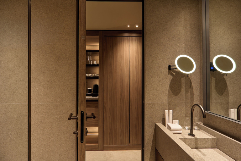 Bathroom 2, Nur Coreon Signature Hotel, Attica