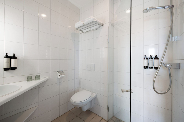 Bathroom 4, Hotel Hoogeerd by Flow, Wijchen