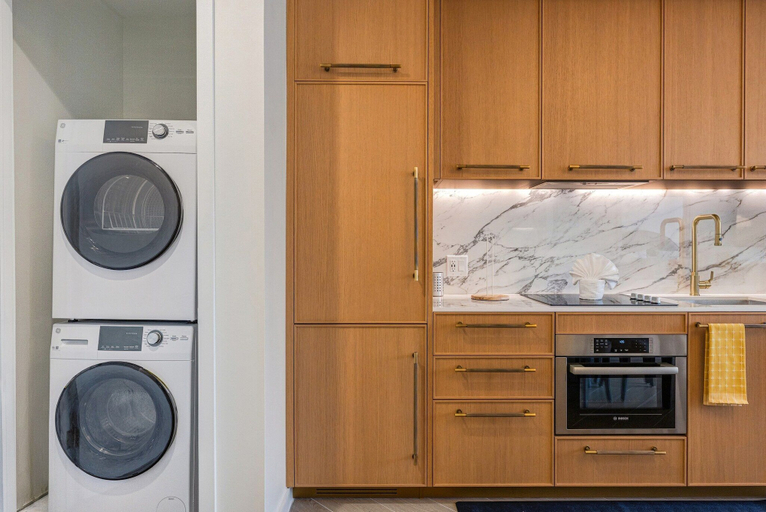 Private kitchen 5, 1BR 1BA Miami Apt Pool Ocean Views Idea, Miami-Dade