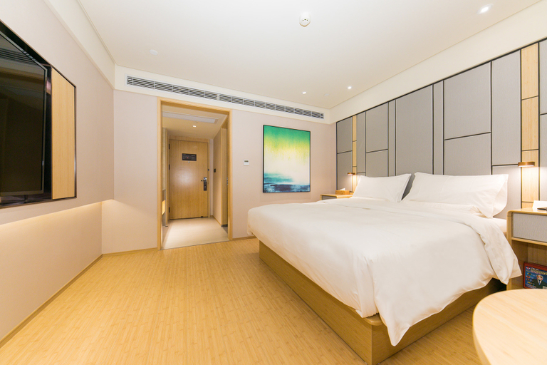 Bedroom 2, JI Hotel (Sihong Yinhe International Plaza), Suqian
