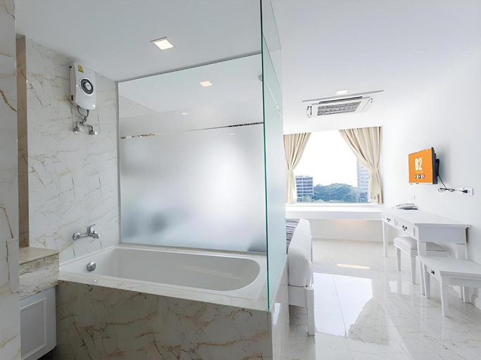 Bathroom 4, B2 Hua Hin Premier Hotel, Hua Hin