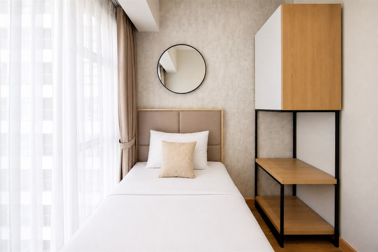 Room 5, Well Appointed 3Br Apartment At M-Town Residence, Tangerang