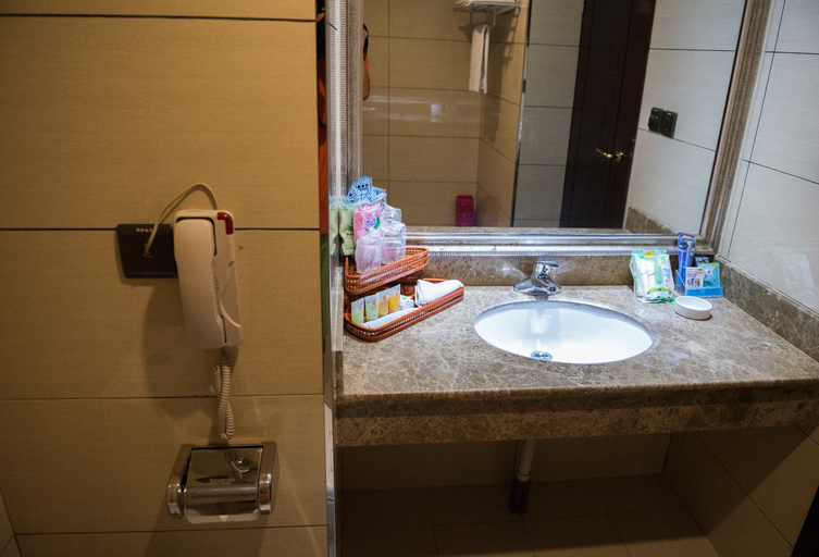 Bathroom 3, Yinhu Hotel Yuncheng (Nanfeng Square Railway Station), Yuncheng