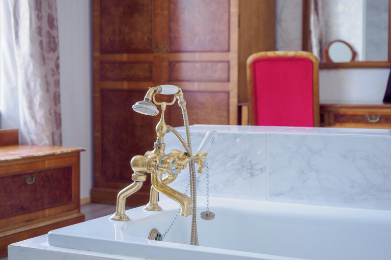 Bathroom, Western Isles Hotel, Argyll and Bute