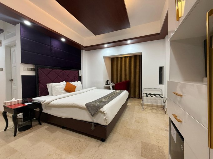 Room 4, Elite Hotel Airport, Dhaka