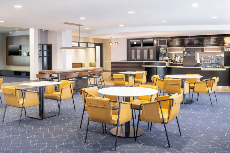 Food & Drinks 5, Courtyard by Marriott Hanover Lebanon, Grafton