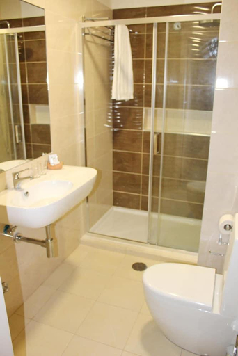 Bathroom, Ouril Hotel Agueda