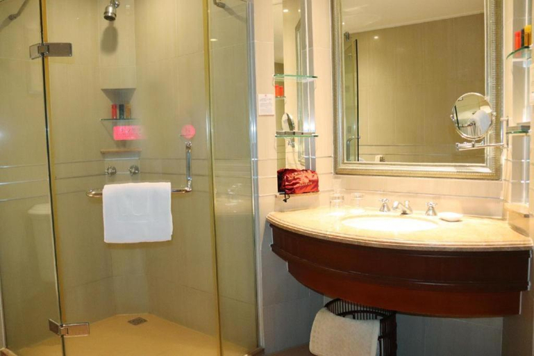 Bathroom 5, Sanya Baohong Hotel, Sanya