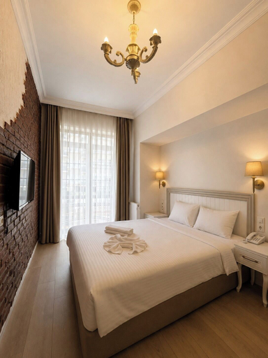 Bedroom 4, Royal Garden Suite and Hotel, Şişli