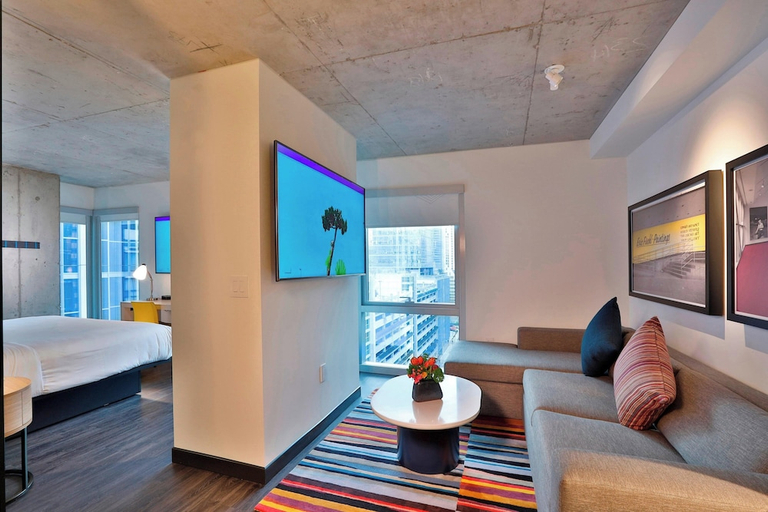 Bedroom 2, Aloft Chicago Mag Mile, Cook