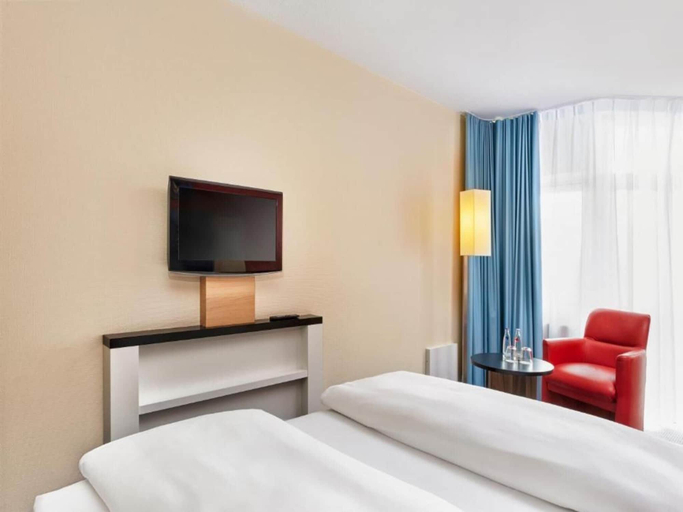 Bedroom 2, Sunday Hotel Köln Brühl, Rhein-Erft-Kreis