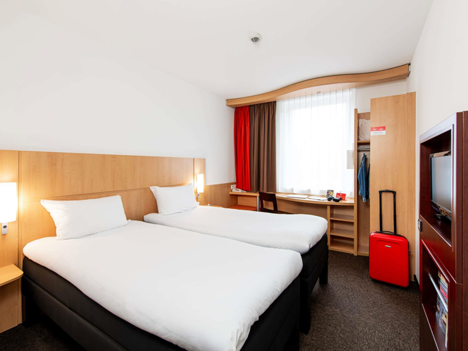 Bedroom 3, ibis Krakow Stare Miasto, Kraków City