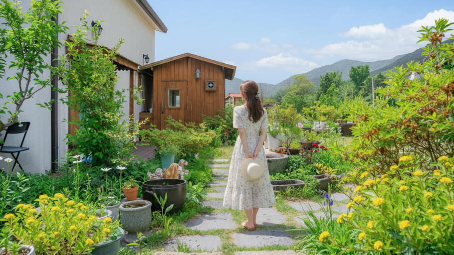 Others 5, Ganghwado Elinhuvert Pension, Ganghwa