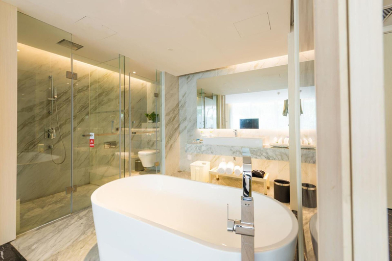 Bathroom 4, Palace Resort Yalong Bay Sanya, Sanya