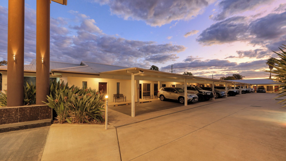 Exterior & Views 2, Western Downs Motor Inn, Murilla