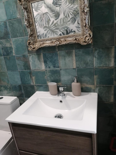 Bathroom 3, Finca Laxuan, Cádiz