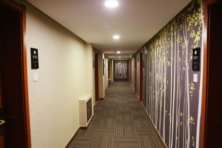 Others 3, chunting hotel (Weihai  High-speed Railway North Station), Weihai