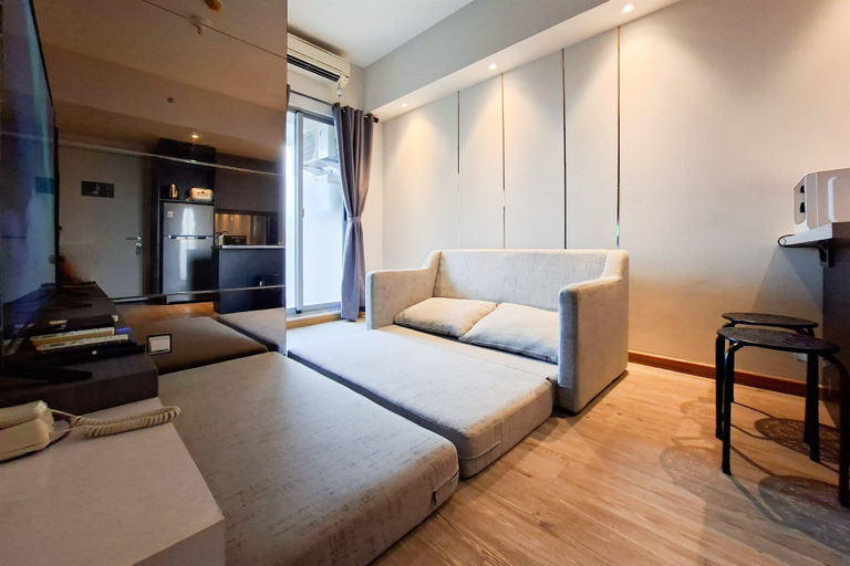 Living room 2, Homey And Warm 2Br At Apartment M-Town Residence, Tangerang