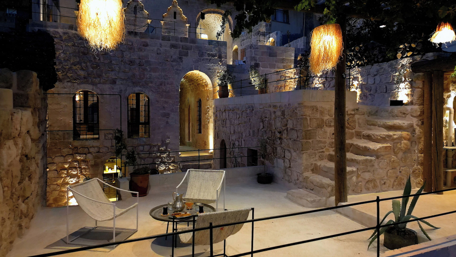 Others 5, Rec326 Tarihi Konak, Kızıltepe