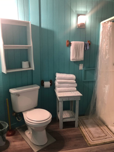 Room 3, Beach Shak- Pool View Private Apartment, Nueces