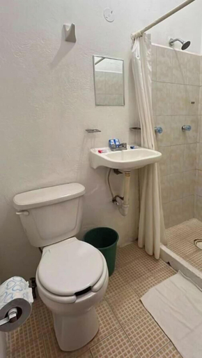 Bathroom 4, Hotel Ameyali Tequesquitengo, Puente de Ixtla
