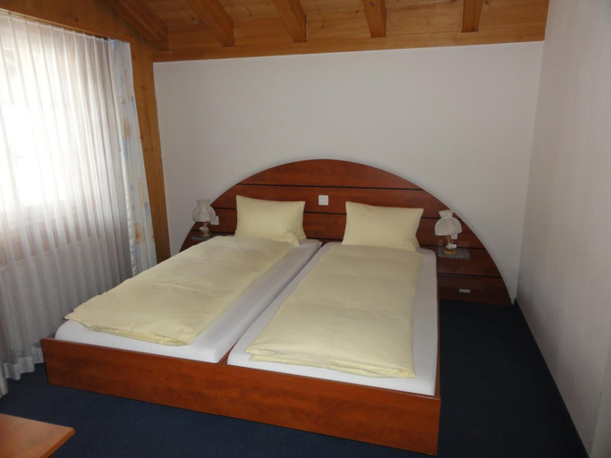 Bedroom 2, Steinbock, Interlaken