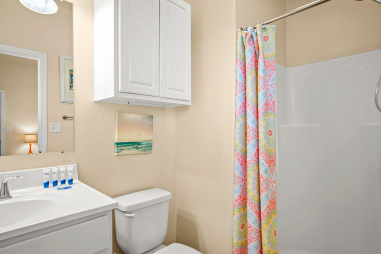 Room 3, Beach Please Walk to Beach Dog Friendly, Nueces