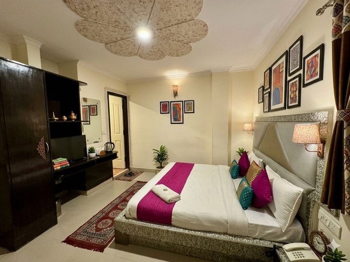 Bedroom 4, Shoba Residency, Delhi