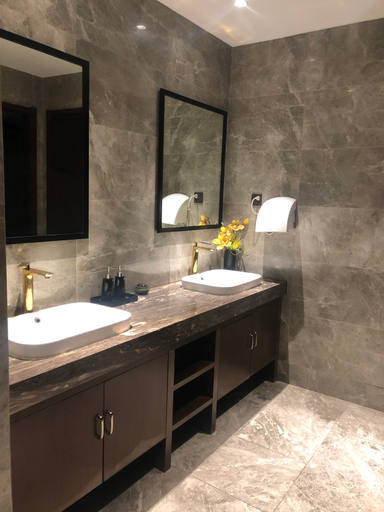 Bathroom 3, Yitel Premium Hangzhou West Lake Lakeside Pedestrian Street, Hangzhou