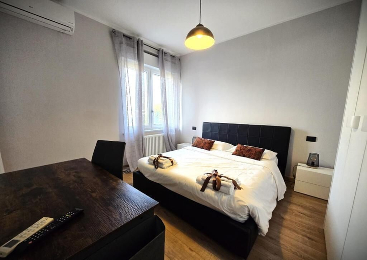 Room 3, Seven Lakes ApartHotel RTA, Torino