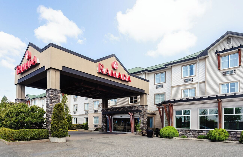 Exterior & Views 1, Ramada by Wyndham Surrey/Langley, Greater Vancouver