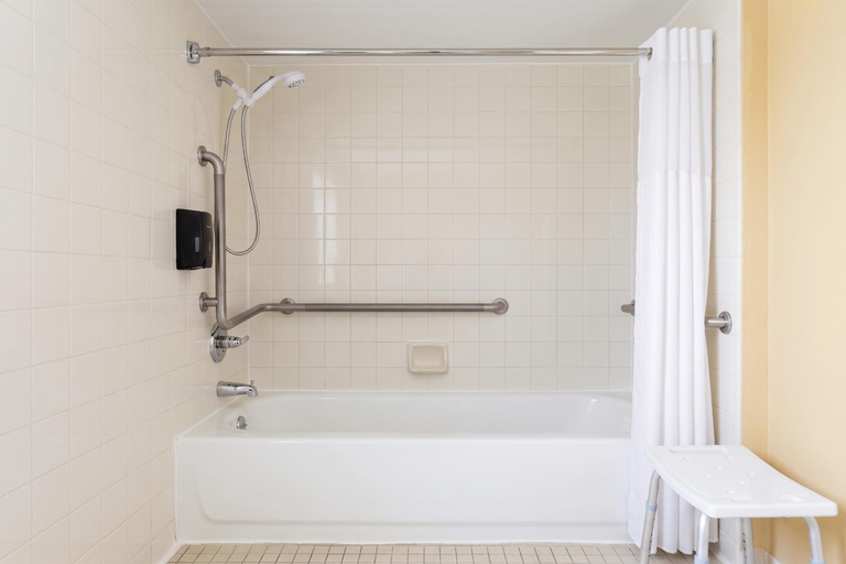 Bathroom 3, Hatteras Island Inn, Dare