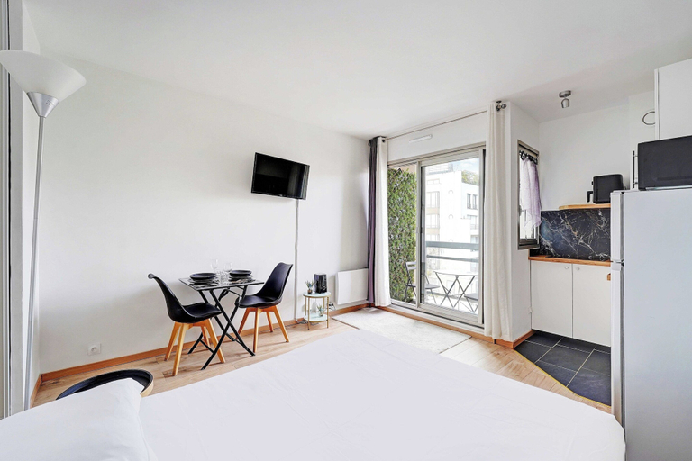 Room 5, Charming Studio 2P - Courbevoie, Hauts-de-Seine