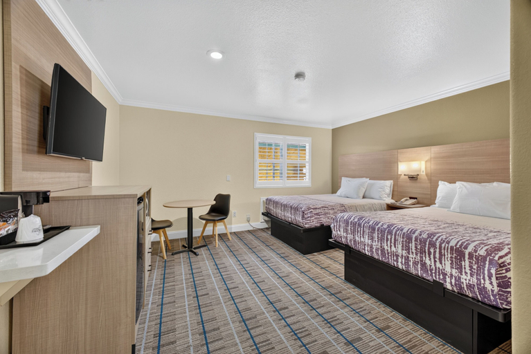 Bedroom 2, Seaside Inn, Monterey