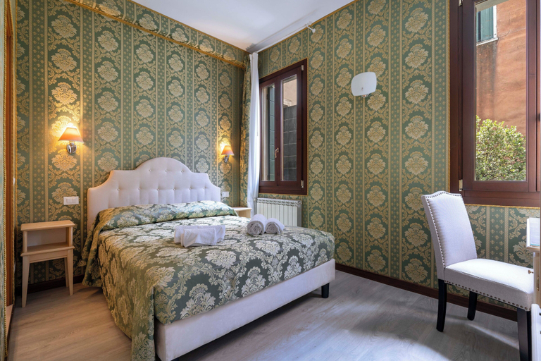 Bedroom 5, Ca' Beatrice, Venezia