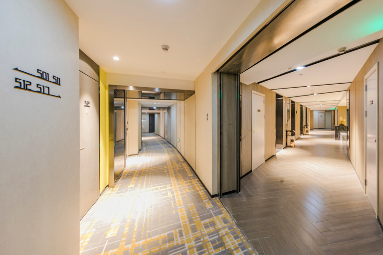 Others 5, PESHT PREMIER, Fuzhou