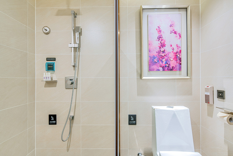 Bathroom 3, Lavande Hotel Kuche Western Region Ledu, Aksu