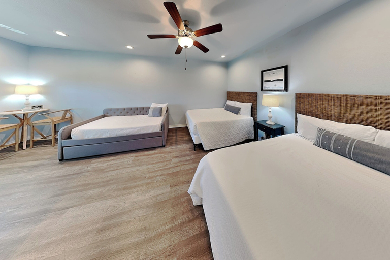 Bedroom 2, On the Half Shell by Silver Sands Vacation Rentals, Nueces