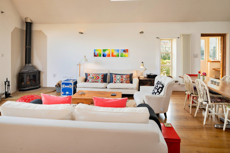 Living room 5, Elegant Apartment in Regency Cheltenham, Somerset