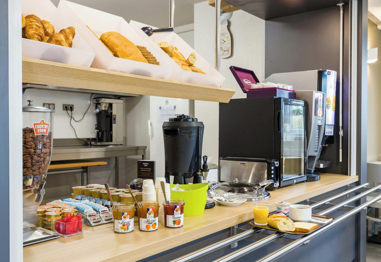 Food & Drinks 5, B&B HOTEL Tours Nord 2 La petit Arche, Indre-et-Loire